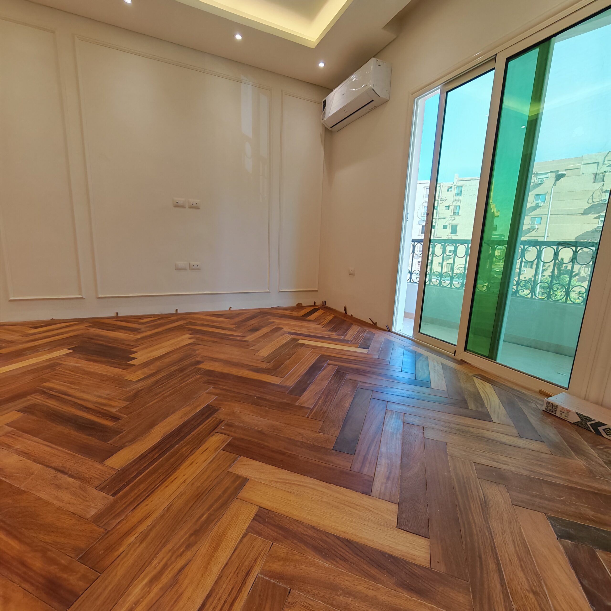 Engineered Wood Hangbone