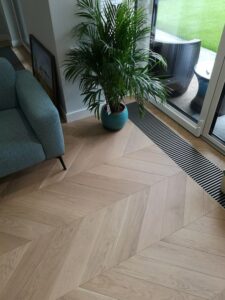 Engineered Wood Chevron f2fcb83e90460265ce7eb02fefa57e68.jpg
